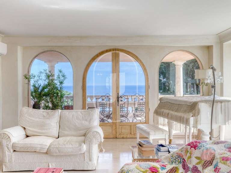 Villa with Sea view Sainte-Maxime - 6 bedrooms - 375m²