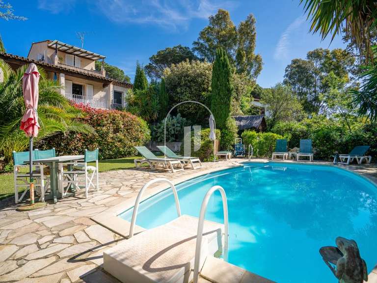 Villa Sainte-Maxime - 4 chambres - 344m²
