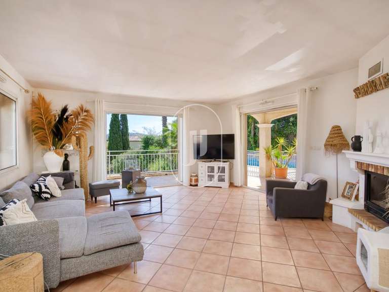 Villa Sainte-Maxime - 5 chambres - 156m²