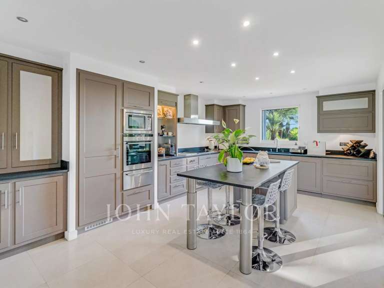 Villa avec Vue sur mer Sainte-Maxime - 6 chambres - 300m²