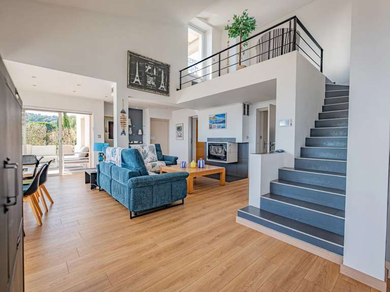 Villa avec Vue sur mer Sainte-Maxime - 5 chambres - 241m²