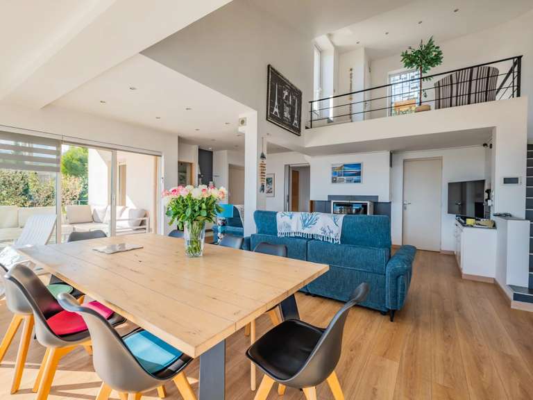 Villa avec Vue sur mer Sainte-Maxime - 5 chambres - 241m²