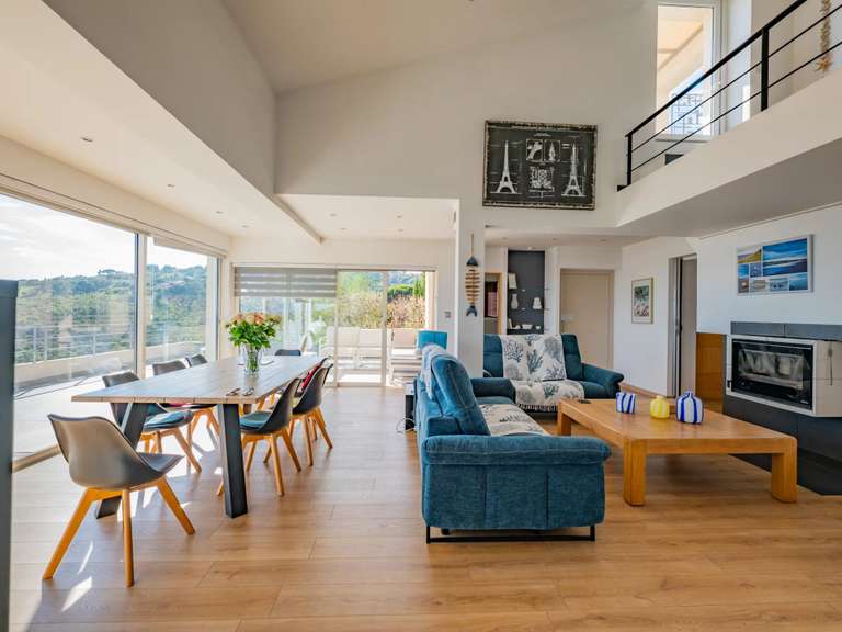 Villa avec Vue sur mer Sainte-Maxime - 5 chambres - 241m²