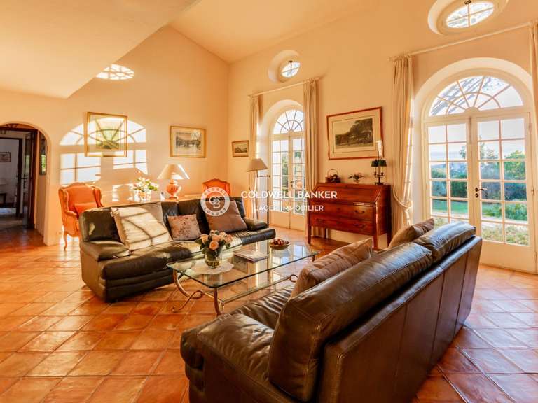 Villa Sainte-Maxime - 4 chambres - 250m²
