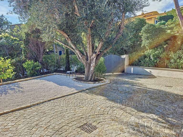 Villa Sainte-Maxime - 5 chambres - 280m²