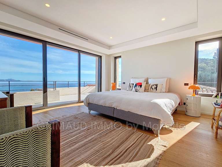 Villa Sainte-Maxime - 5 chambres - 280m²