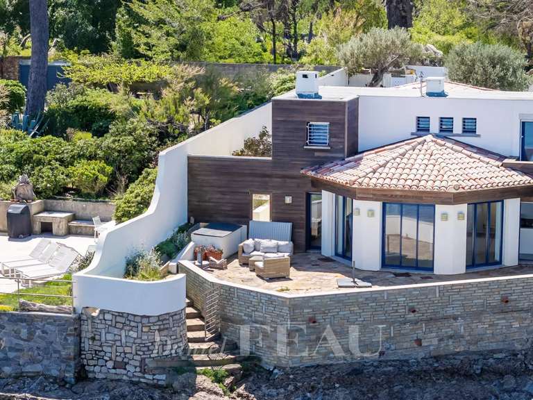 Villa with Sea view Sainte-Maxime - 4 bedrooms - 160m²