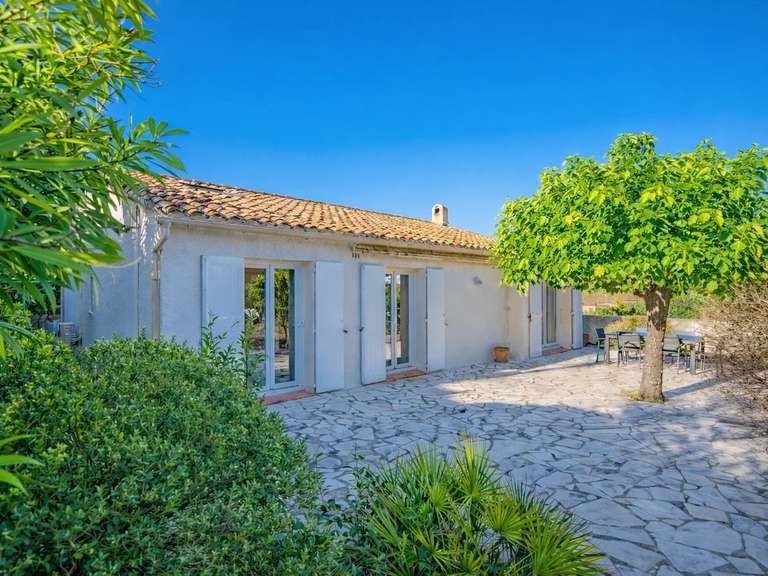 Villa Sainte-Maxime - 4 bedrooms - 106m²