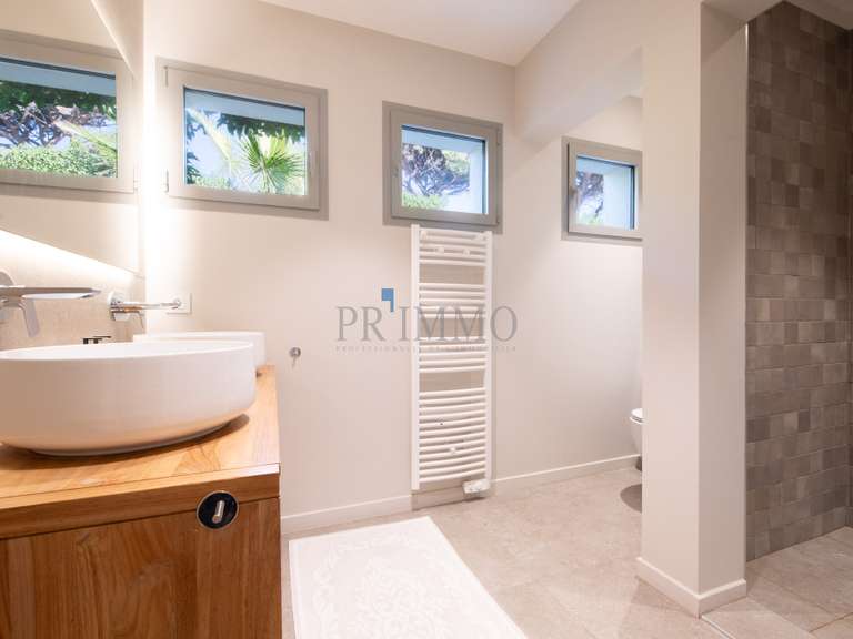 Villa Sainte-Maxime - 4 bedrooms - 185m²