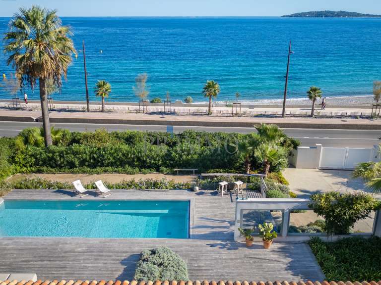 Villa Sainte-Maxime - 4 bedrooms - 185m²