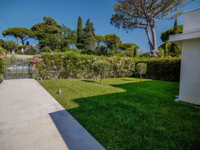 Villa with Sea view Sainte-Maxime - 4 bedrooms - 180m²
