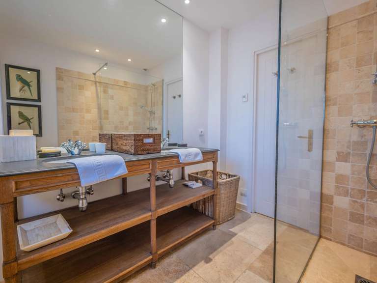 Villa with Sea view Sainte-Maxime - 7 bedrooms - 260m²