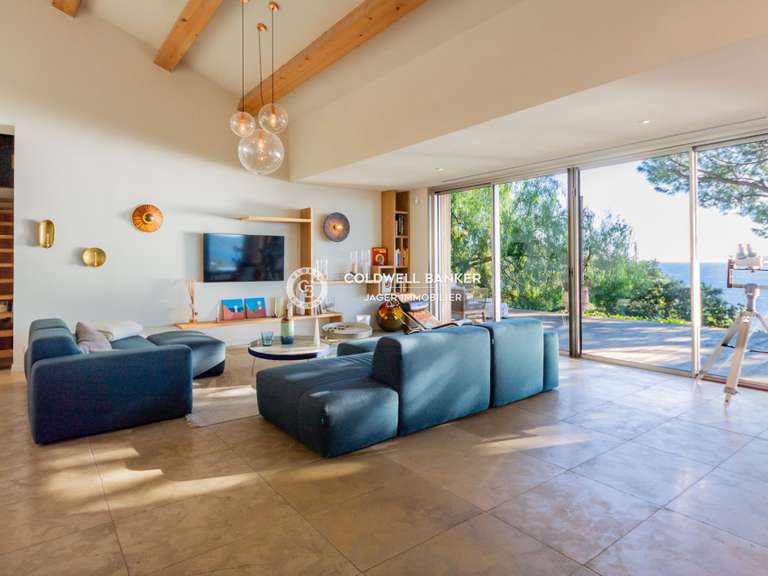 Villa with Sea view Sainte-Maxime - 5 bedrooms - 260m²