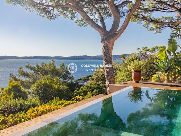 Villa with Sea view Sainte-Maxime - 5 bedrooms - 260m²