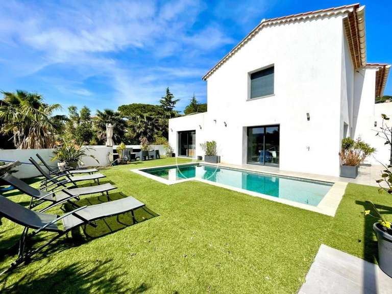 Villa Sainte-Maxime - 6 chambres - 270m²