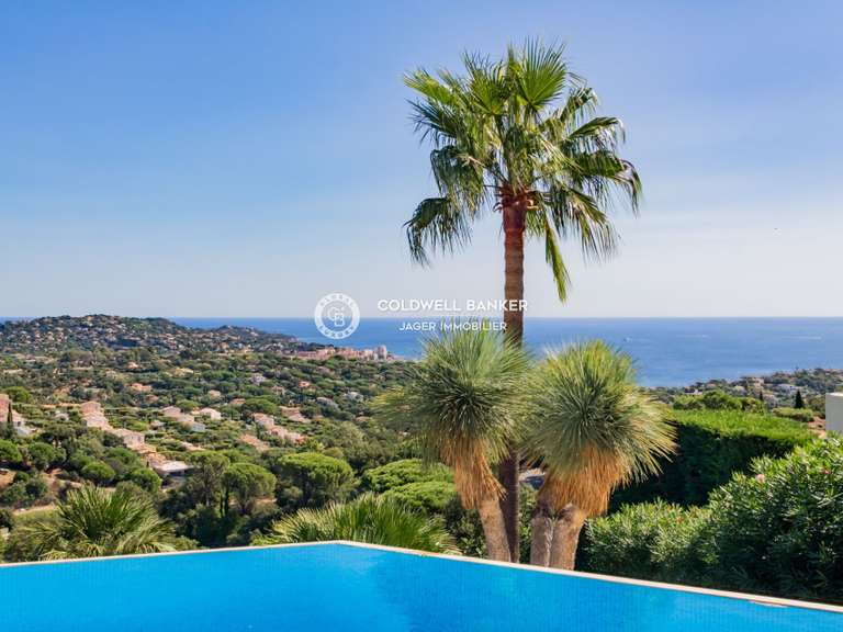 Villa avec Vue sur mer Sainte-Maxime - 5 chambres - 247m²