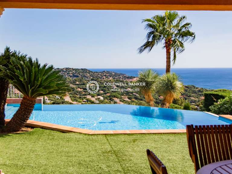 Villa avec Vue sur mer Sainte-Maxime - 5 chambres - 247m²