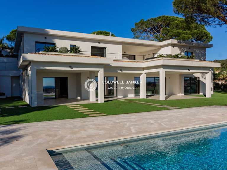 Villa Sainte-Maxime - 4 bedrooms - 349m²