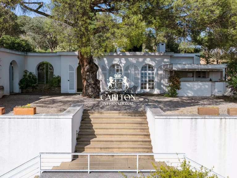 Villa with Sea view Sainte-Maxime - 10 bedrooms - 500m²