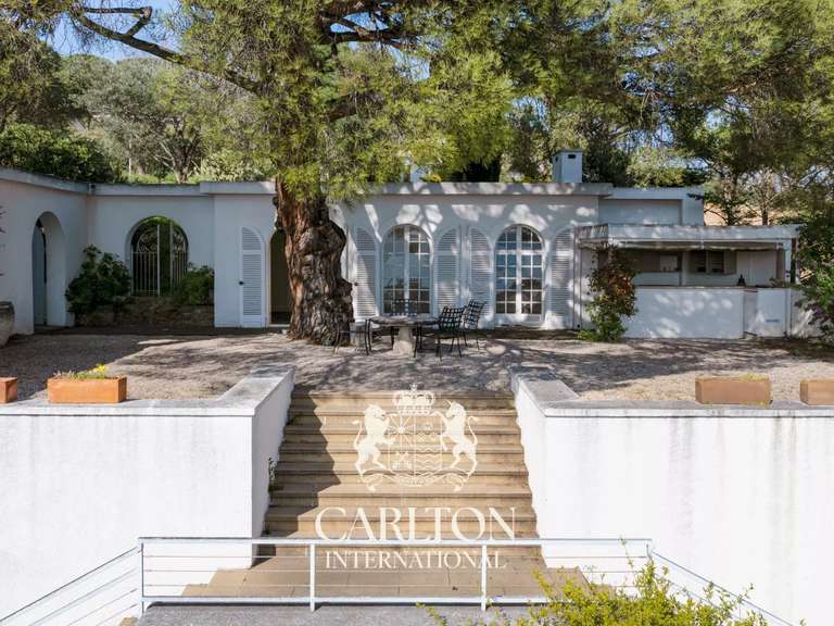 Villa with Sea view Sainte-Maxime - 10 bedrooms - 500m²