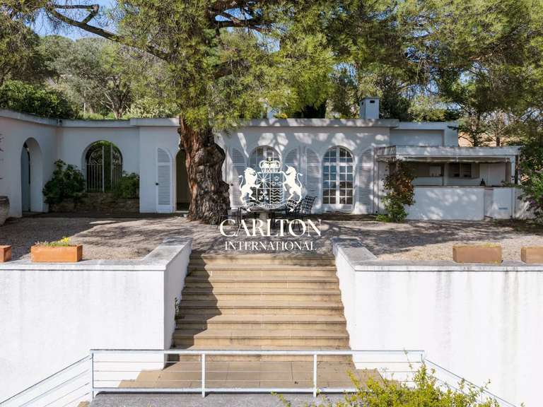 Villa with Sea view Sainte-Maxime - 10 bedrooms - 500m²