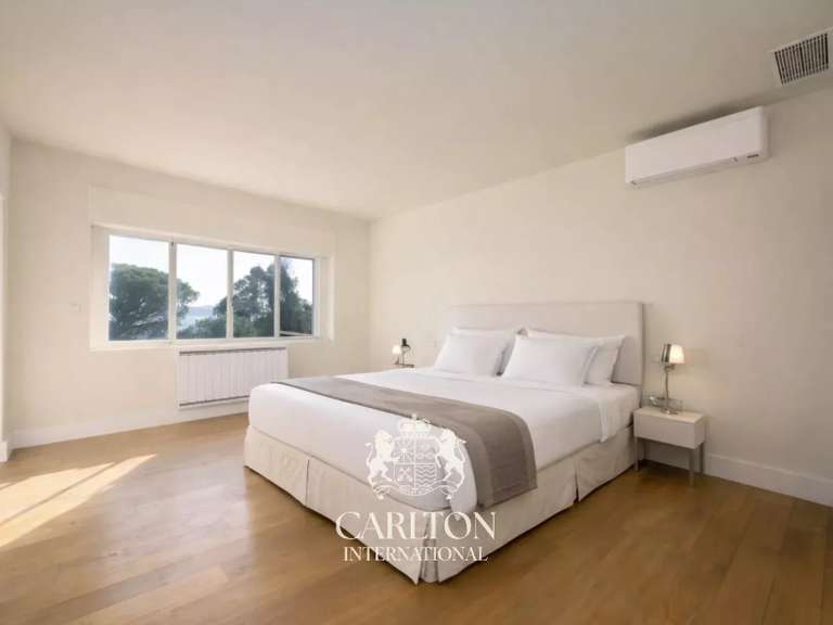 Villa with Sea view Sainte-Maxime - 10 bedrooms - 500m²