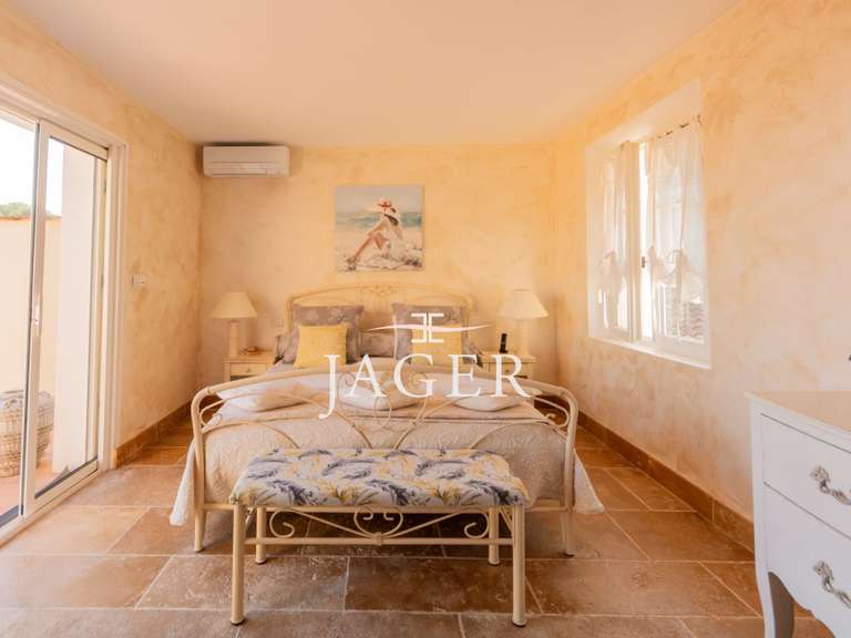 Villa with Sea view Sainte-Maxime - 4 bedrooms - 350m²