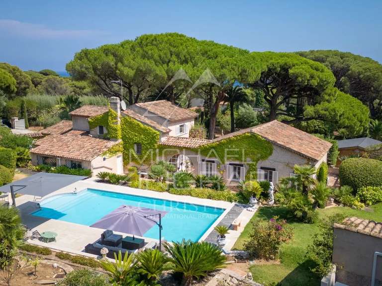 Villa Sainte-Maxime - 4 chambres - 324m²