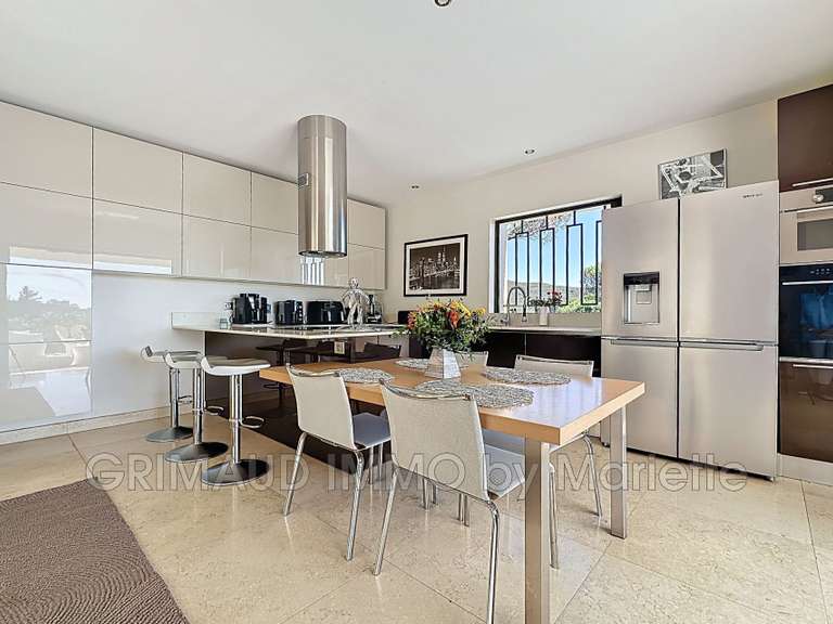 Villa Sainte-Maxime - 4 chambres - 234m²