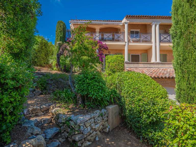 Villa with Sea view Sainte-Maxime - 3 bedrooms - 93m²