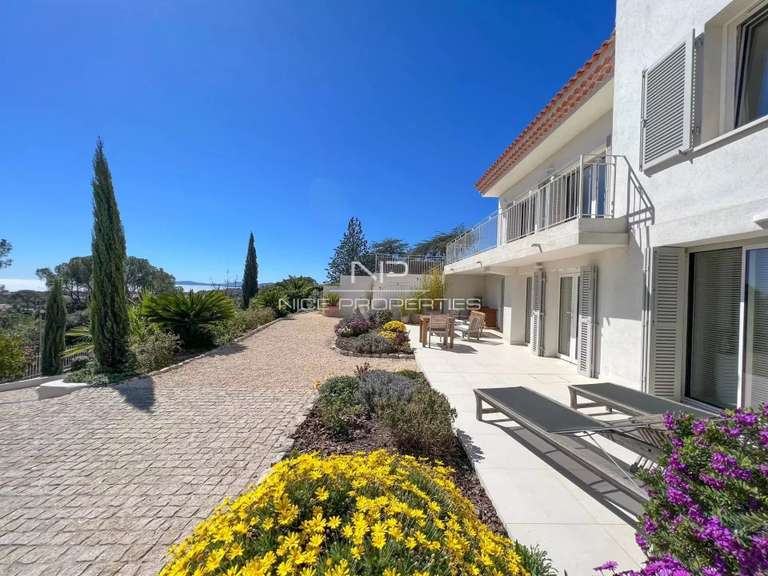 Villa with Sea view Sainte-Maxime - 4 bedrooms - 270m²