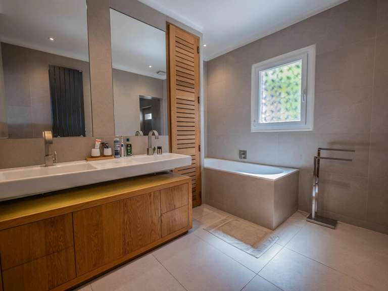 Villa avec Vue sur mer Sainte-Maxime - 5 chambres - 140m²