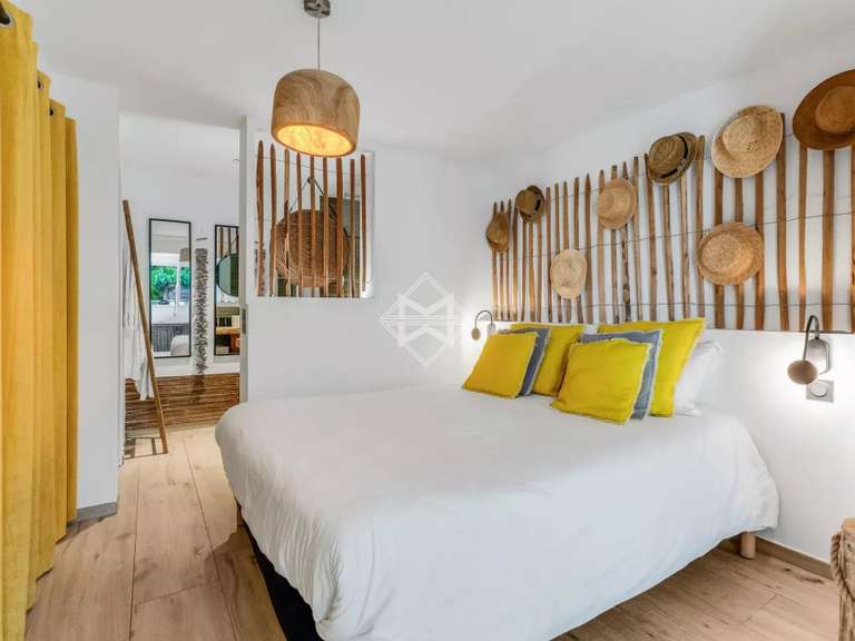 Villa Sainte-Maxime - 7 chambres - 286m²