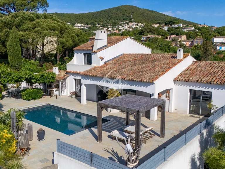 Villa Sainte-Maxime - 7 chambres - 286m²