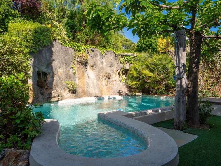 Villa Sainte-Maxime - 7 chambres - 286m²