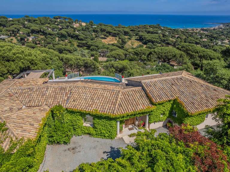 Villa with Sea view Sainte-Maxime - 5 bedrooms - 241m²