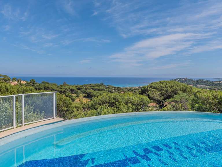 Villa with Sea view Sainte-Maxime - 5 bedrooms - 241m²