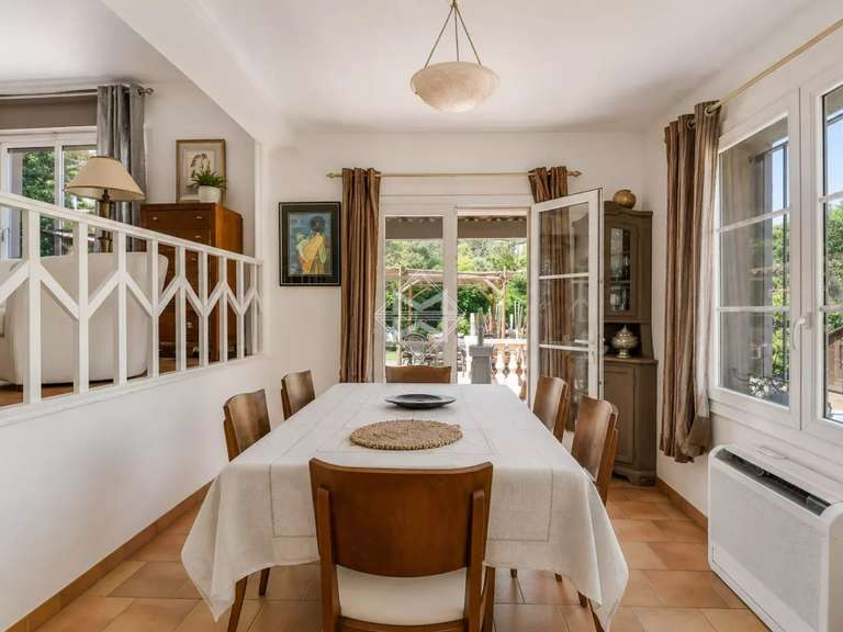 Villa Sainte-Maxime - 4 chambres - 206m²