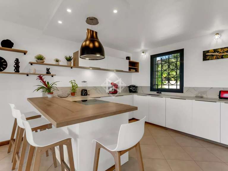 Villa Sainte-Maxime - 6 chambres - 249m²