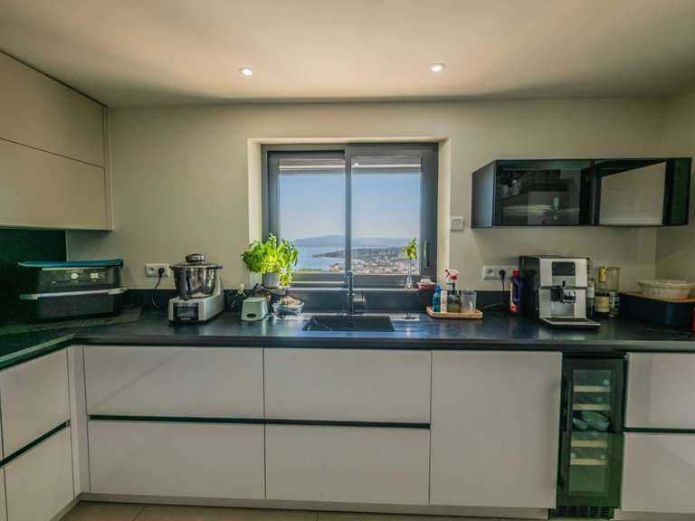 Villa with Sea view Sainte-Maxime - 5 bedrooms - 240m²