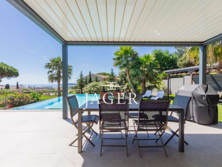 Villa with Sea view Sainte-Maxime - 3 bedrooms - 180m²
