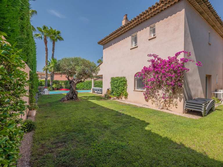 Villa Sainte-Maxime - 3 bedrooms - 125m²