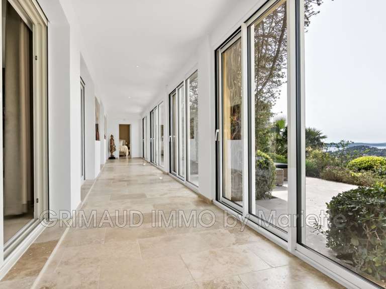 Villa with Sea view Sainte-Maxime - 5 bedrooms - 302m²
