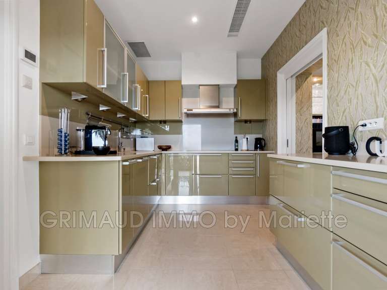 Villa avec Vue sur mer Sainte-Maxime - 5 chambres - 302m²