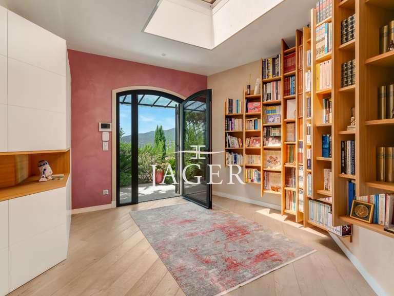 Villa Sainte-Maxime - 6 chambres - 295m²