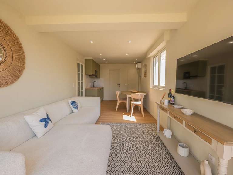 Villa with Sea view Sainte-Maxime - 6 bedrooms - 216m²