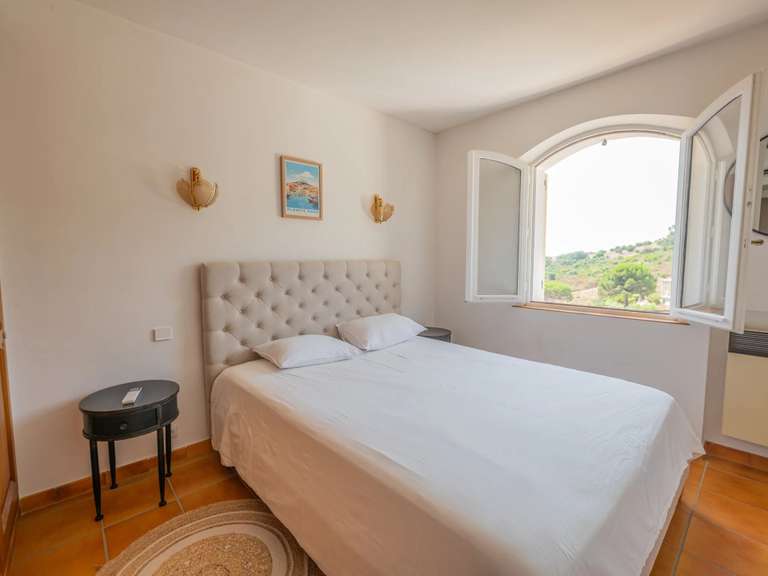 Villa with Sea view Sainte-Maxime - 6 bedrooms - 216m²