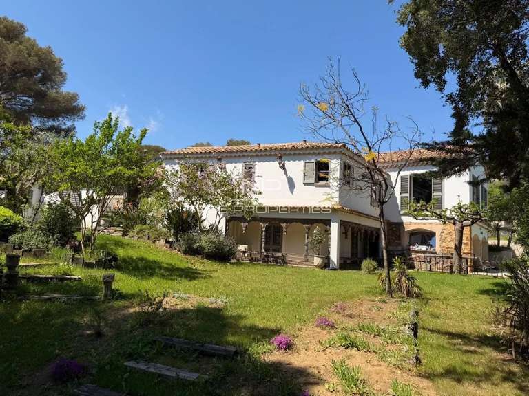 Villa Sainte-Maxime - 6 chambres - 292m²