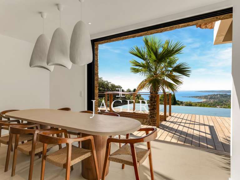 Villa Sainte-Maxime - 5 chambres - 357m²