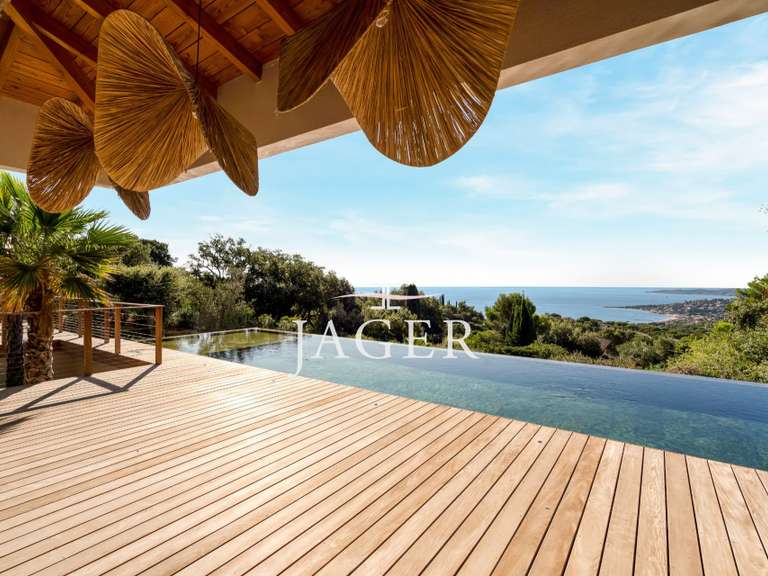 Villa Sainte-Maxime - 5 chambres - 357m²